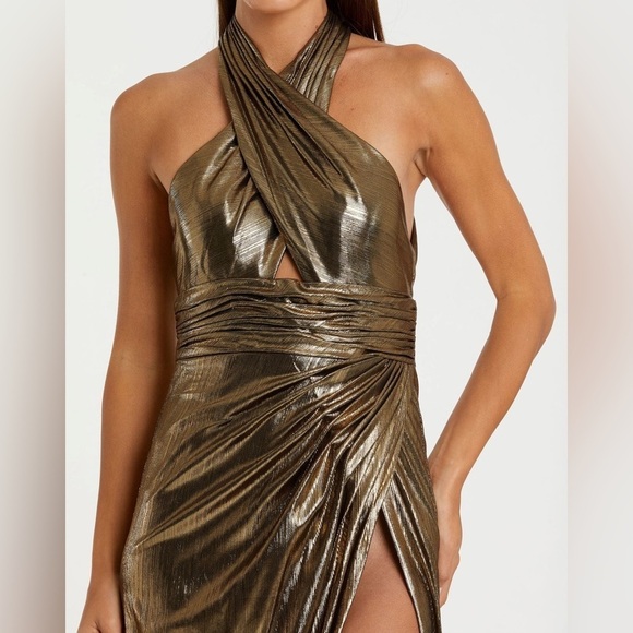 IEENA FOR MAC DUGGAL 26738 NWT Metallic Criss Cross Halter Neck Gown - Picture 3 of 7